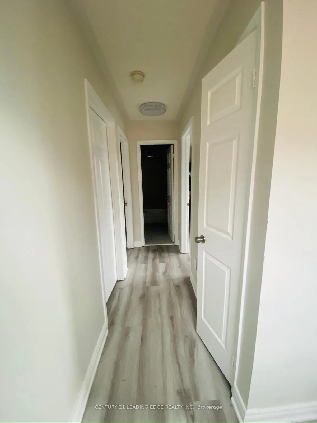 Photo 27 of 23 Winterberry Drive, Whitby, Rolling Acres — HOMEH