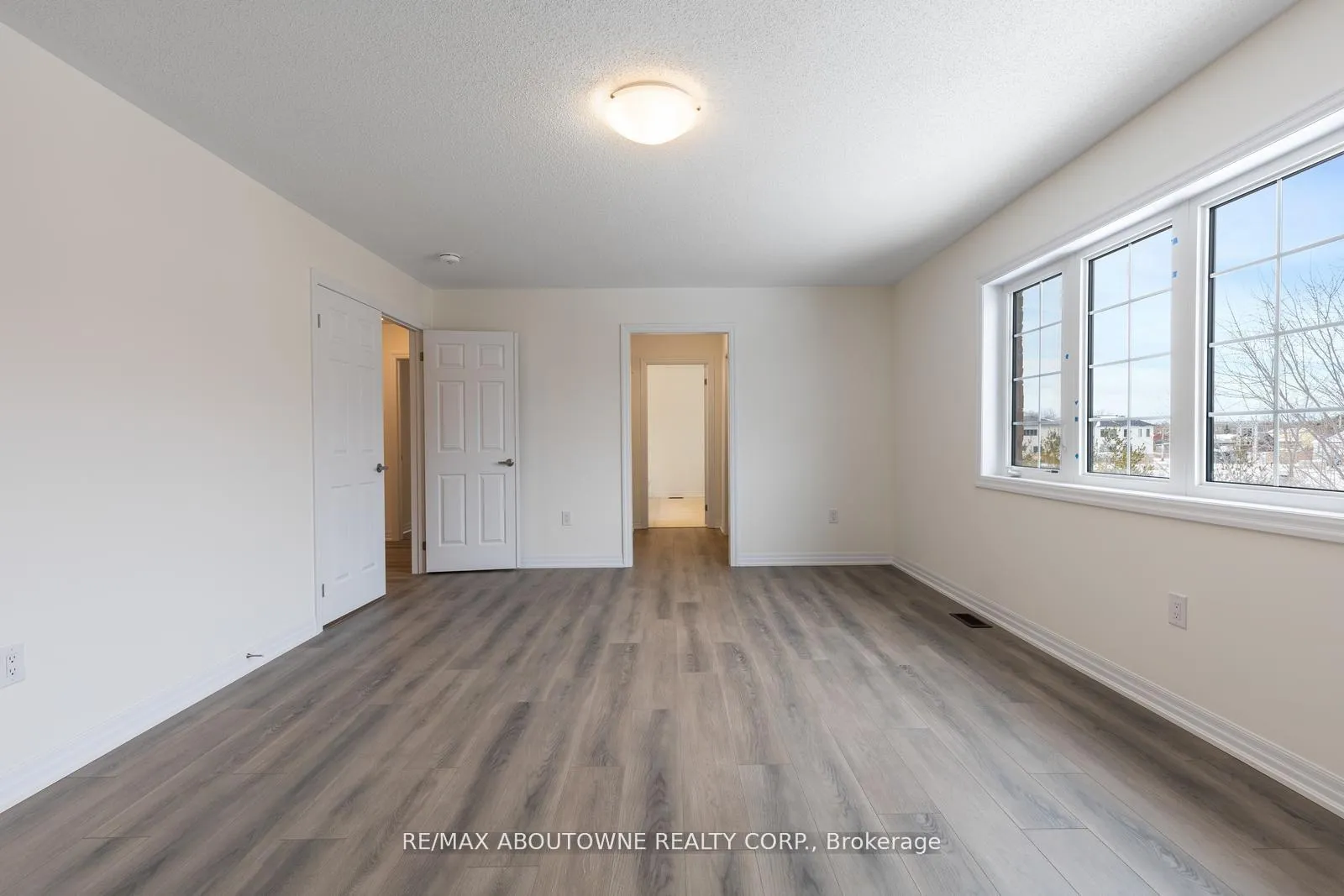 Photo 26 of 203 Warden Street, Clearview, Stayner — HOMEH