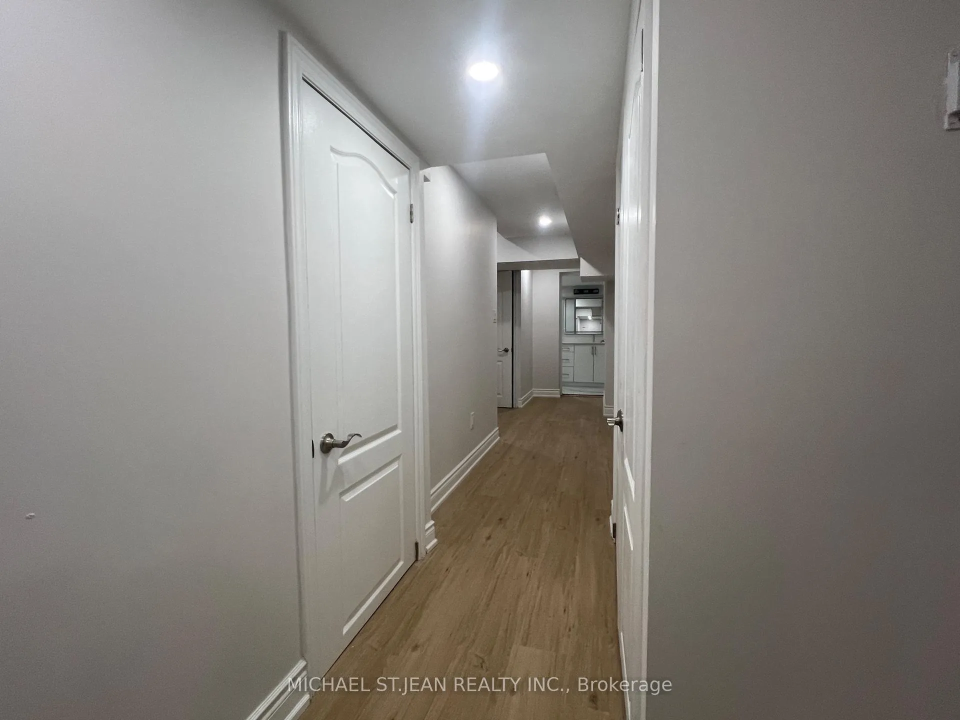 Photo 7 of Unit 2, 29 Bowman Crescent, Thorold, Hurricane/Merrittville — HOMEH