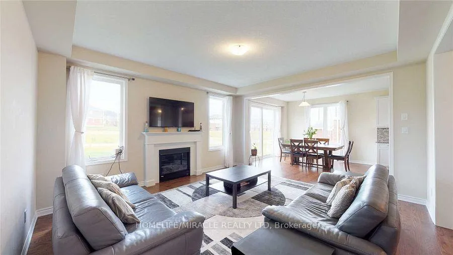 Photo 3 of 482 Blair Creek Drive, Kitchener, Doon South — HOMEH