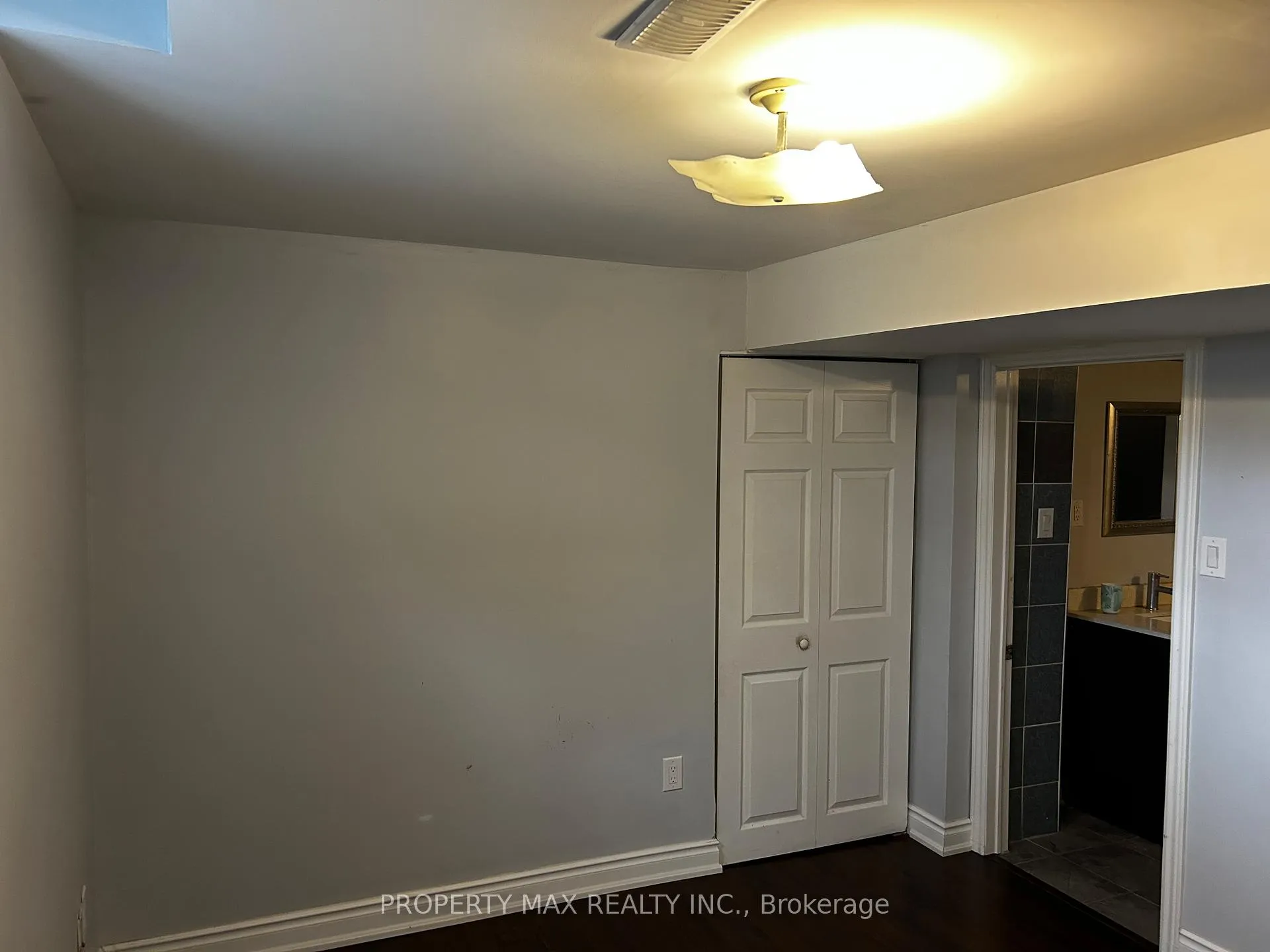 Photo 6 of 30 Sedgegrass Way, Brampton, Sandringham-Wellington — HOMEH