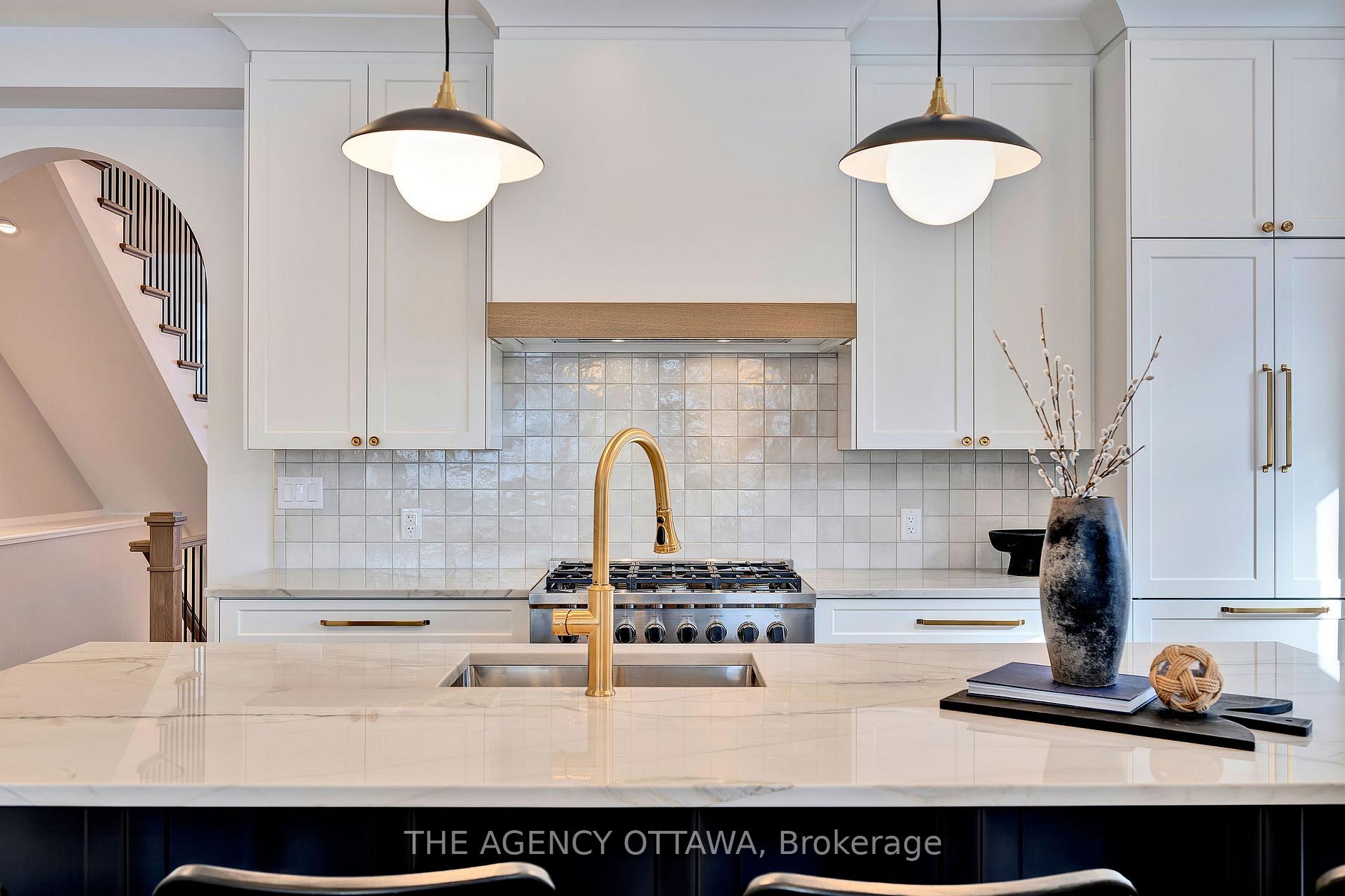 Photo 17 of 66 Barton Street, Ottawa, Old Ottawa South — HOMEH