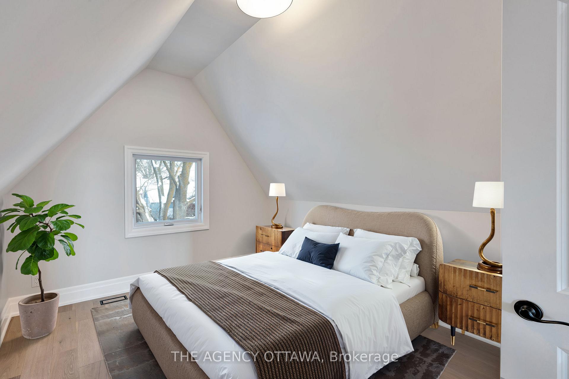 Photo 36 of 66 Barton Street, Ottawa, Old Ottawa South — HOMEH