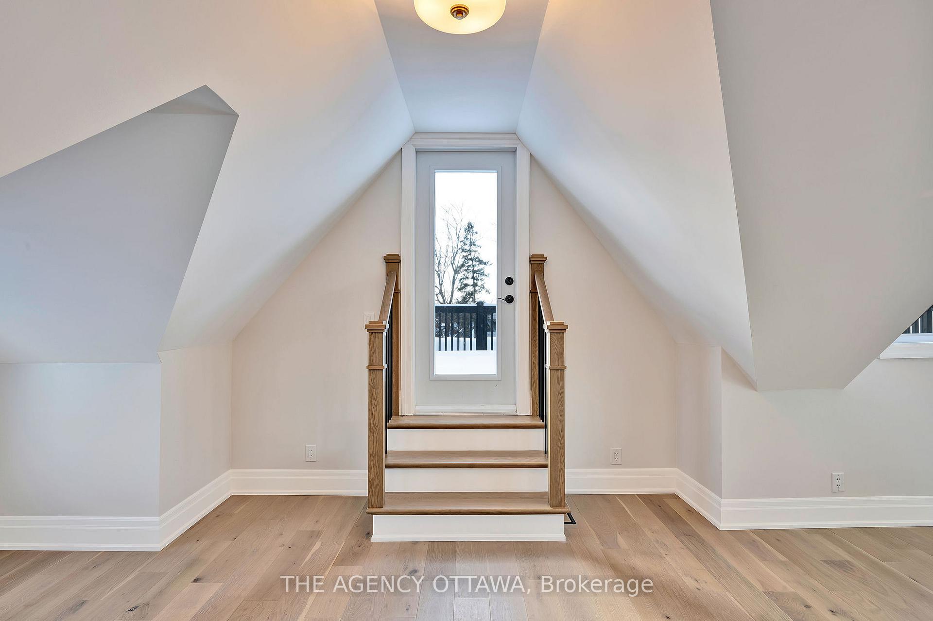 Photo 37 of 66 Barton Street, Ottawa, Old Ottawa South — HOMEH