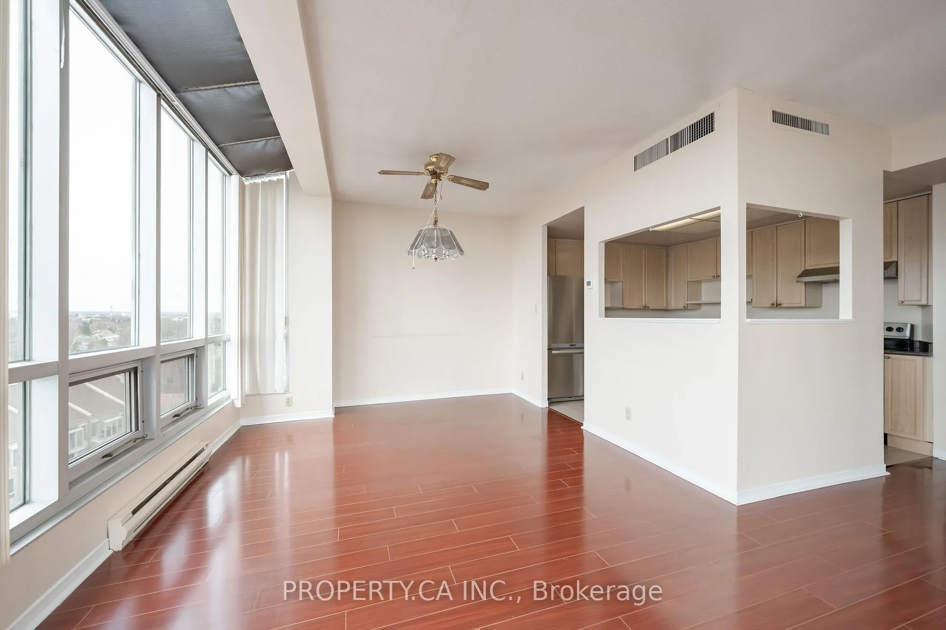 Photo 7 of Unit 812, 25 Cumberland Lane, Ajax, South West — HOMEH