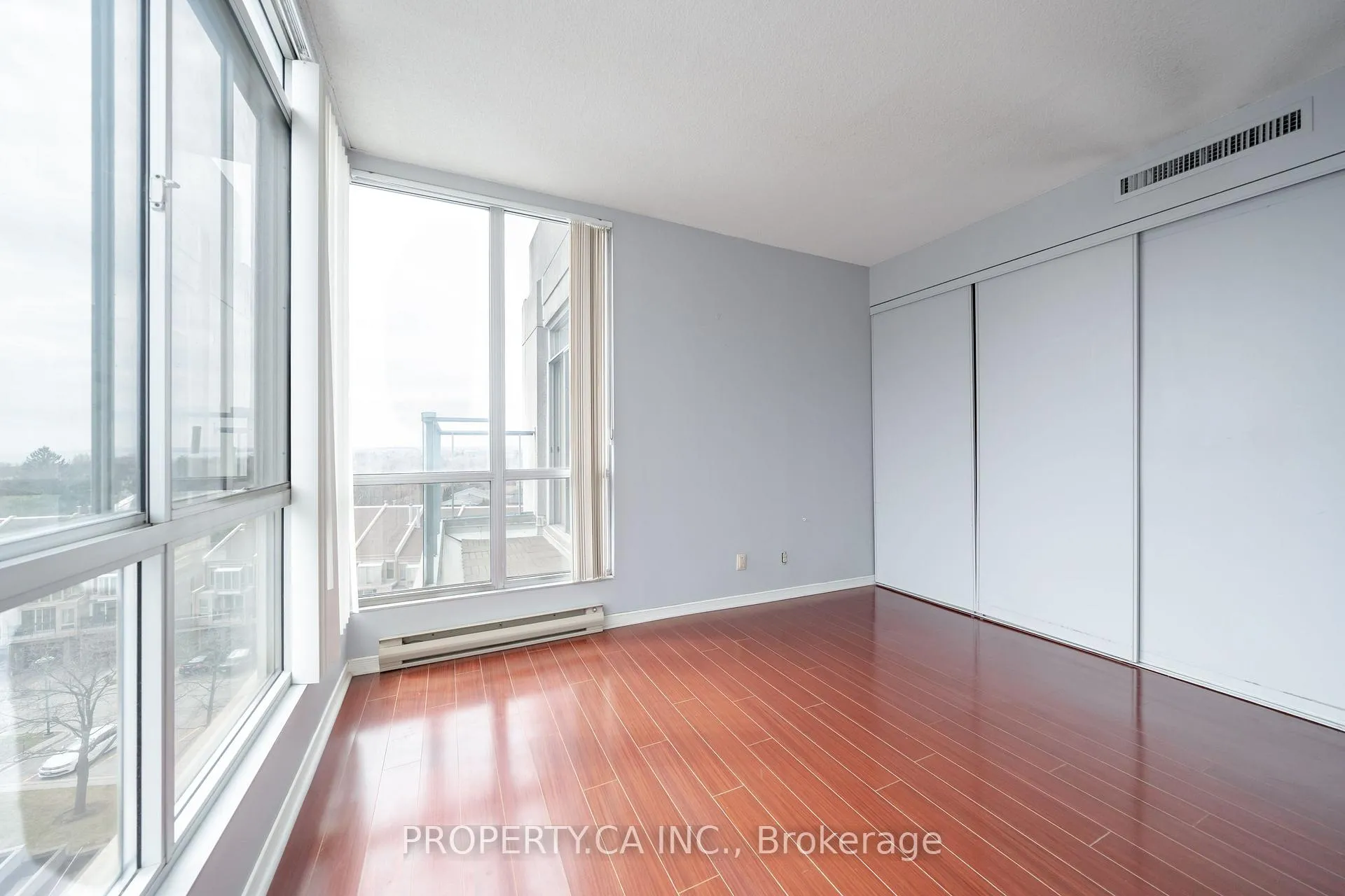 Photo 18 of Unit 812, 25 Cumberland Lane, Ajax, South West — HOMEH