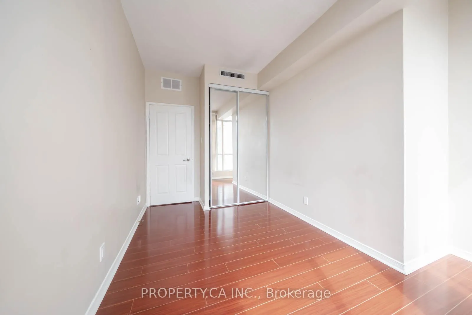 Photo 21 of Unit 812, 25 Cumberland Lane, Ajax, South West — HOMEH
