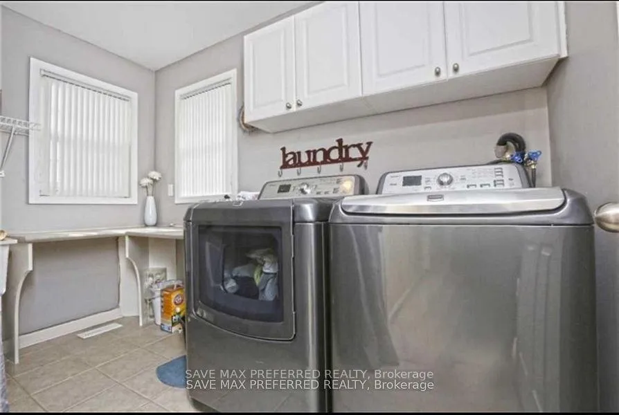 Photo 7 of 18 Mortimer Drive, Brampton, Fletcher's Meadow — HOMEH