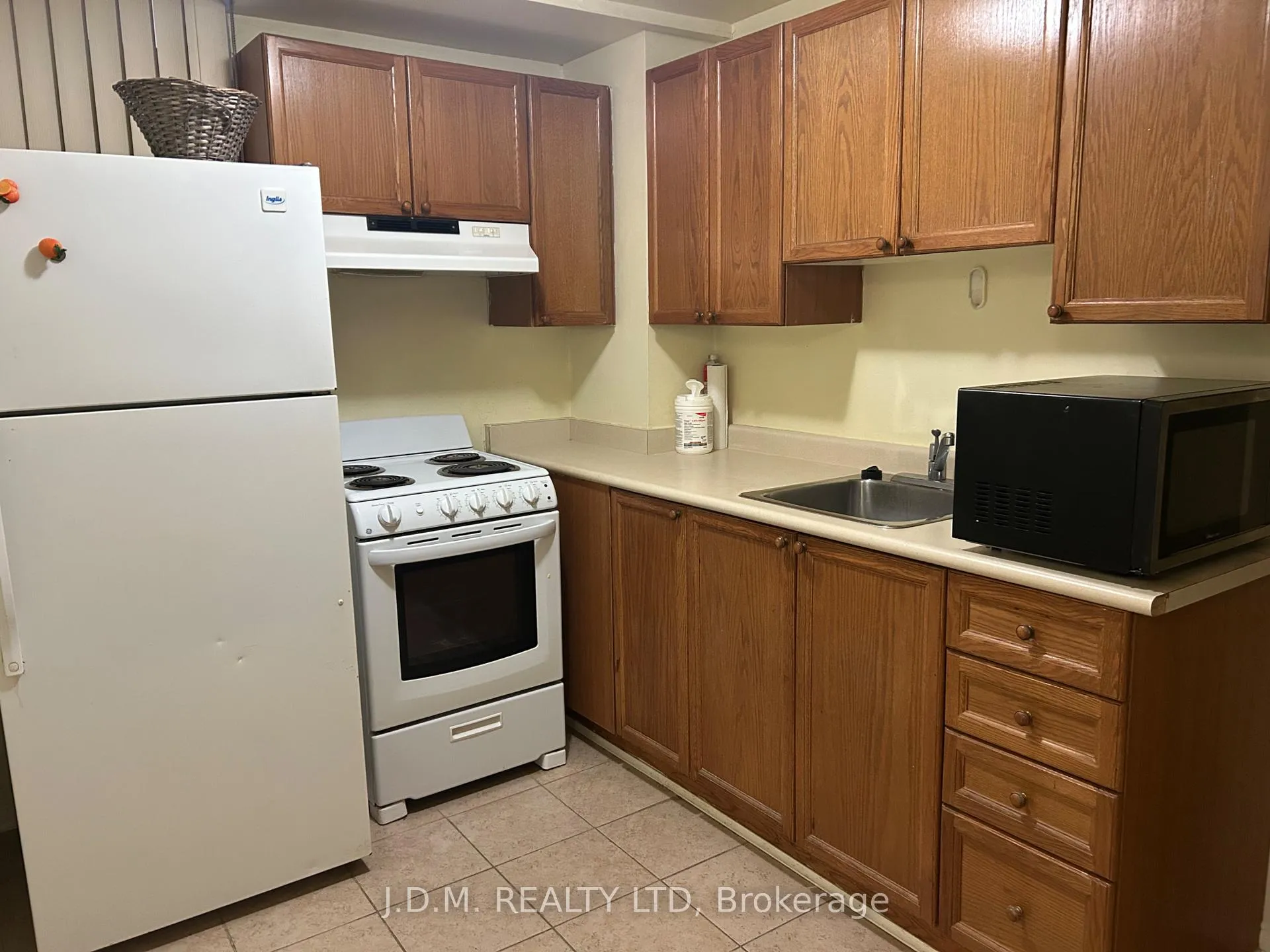 Photo 7 of Unit Bsmt, 104 Cartmel Drive, Markham, Milliken Mills East — HOMEH