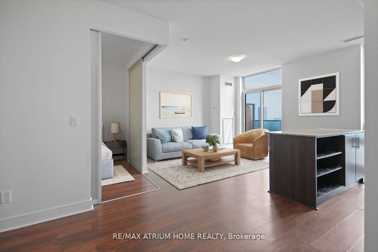 Photo 3 of Unit Ph09, 35 Brian Peck Crescent, Toronto, Thorncliffe Park — HOMEH