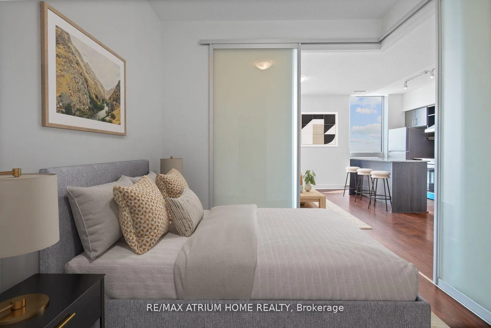 Photo 4 of Unit Ph09, 35 Brian Peck Crescent, Toronto, Thorncliffe Park — HOMEH