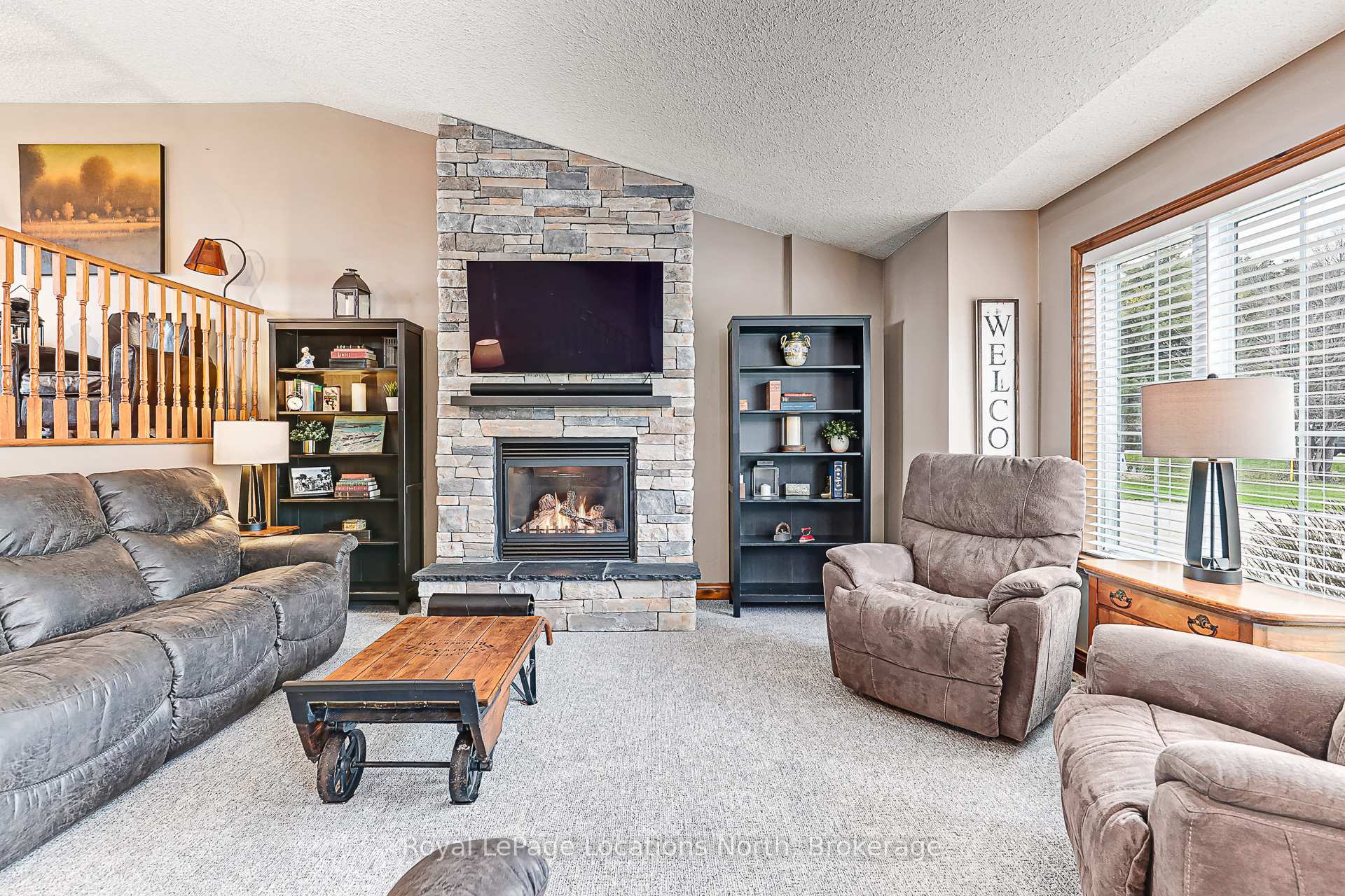 Photo 6 of 7286 36/37 Nottawasaga Side Road E, Clearview, Rural Clearview — HOMEH