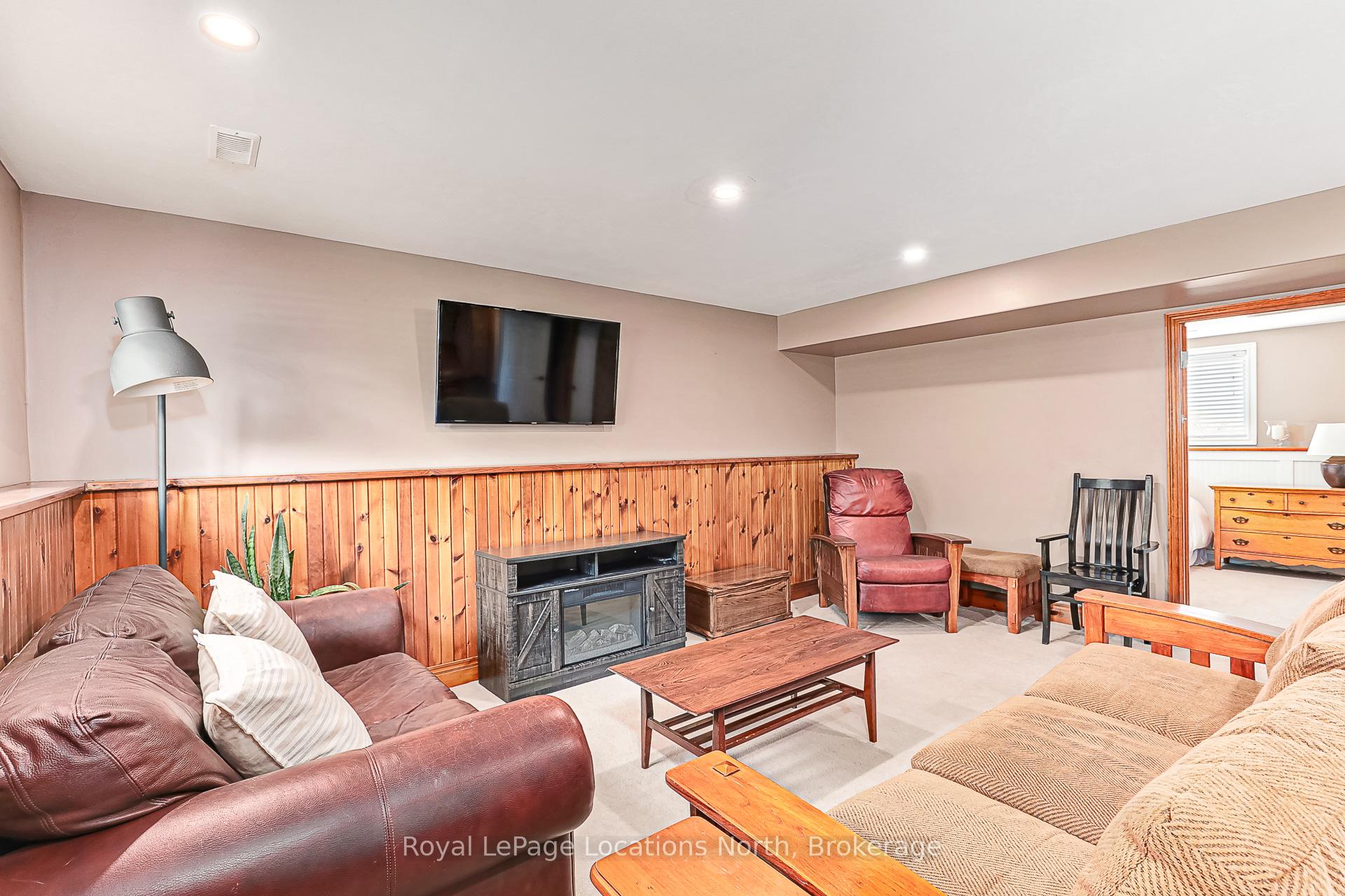 Photo 26 of 7286 36/37 Nottawasaga Side Road E, Clearview, Rural Clearview — HOMEH