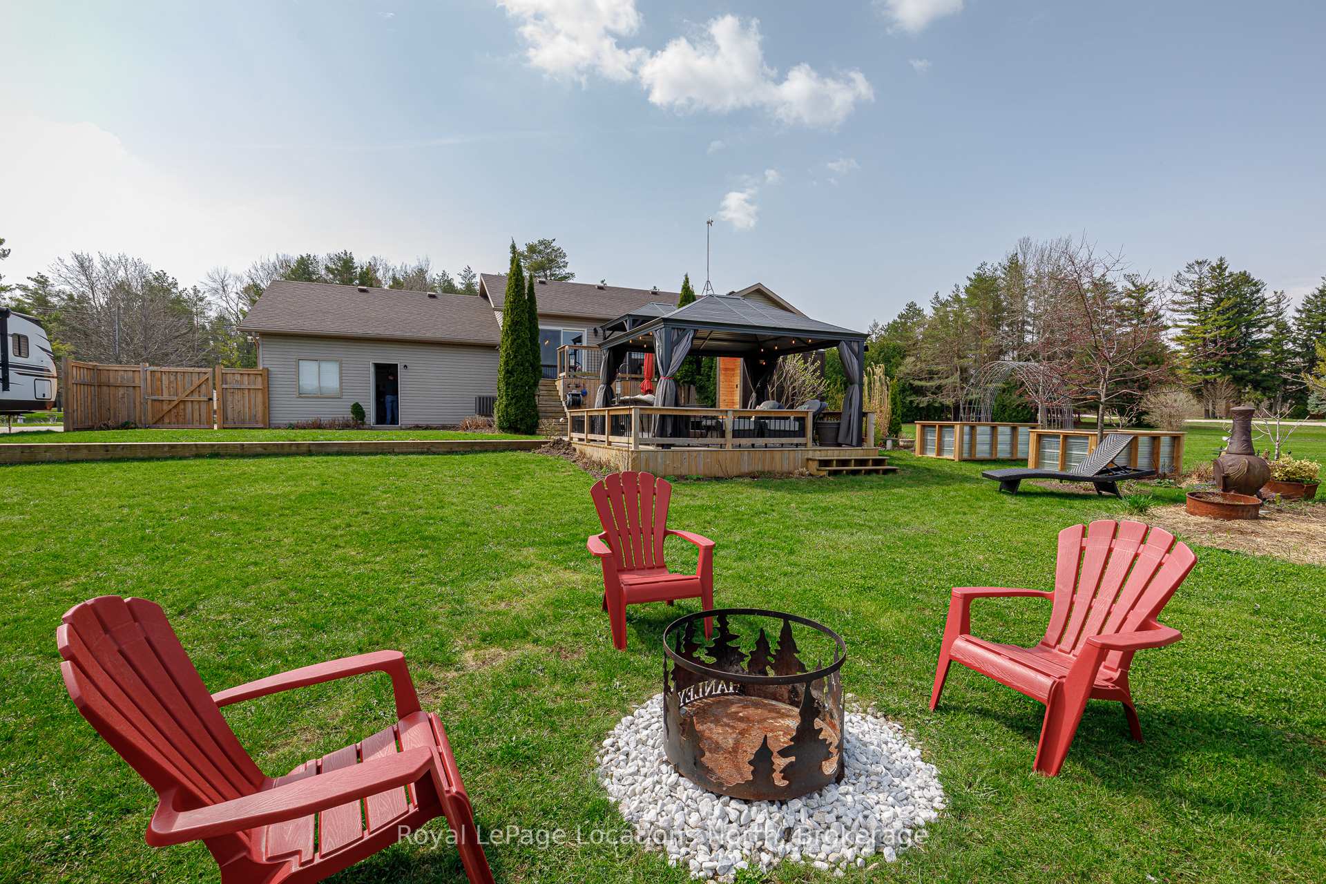 Photo 35 of 7286 36/37 Nottawasaga Side Road E, Clearview, Rural Clearview — HOMEH