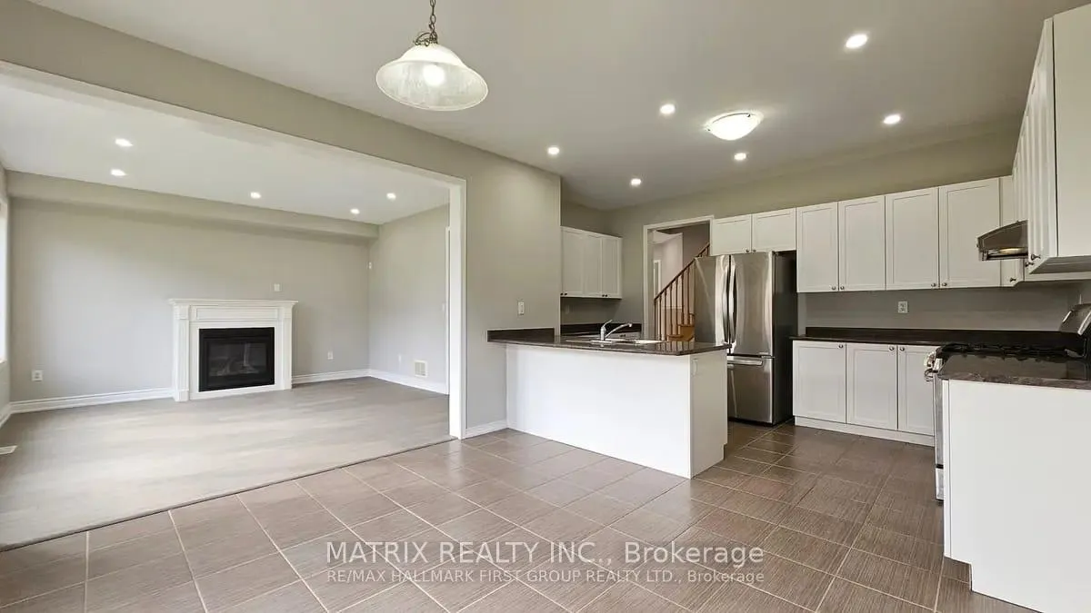 Photo 9 of 2517 Stallion Drive, Oshawa, Windfields — HOMEH