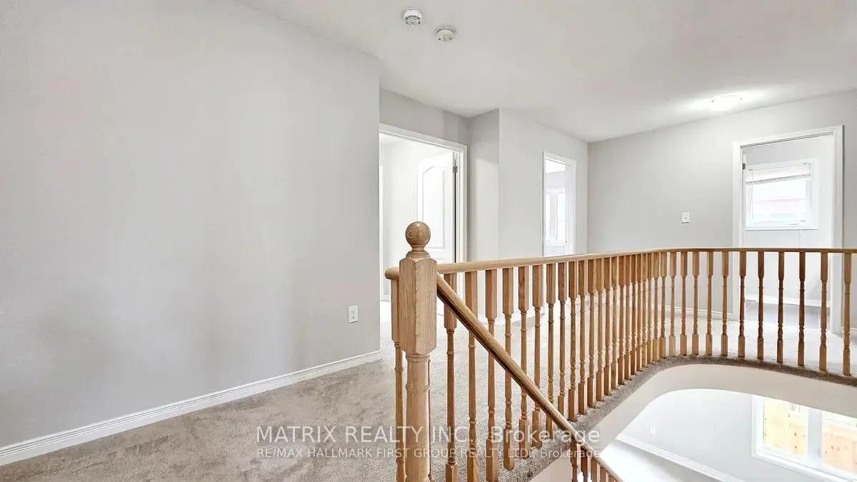 Photo 13 of 2517 Stallion Drive, Oshawa, Windfields — HOMEH