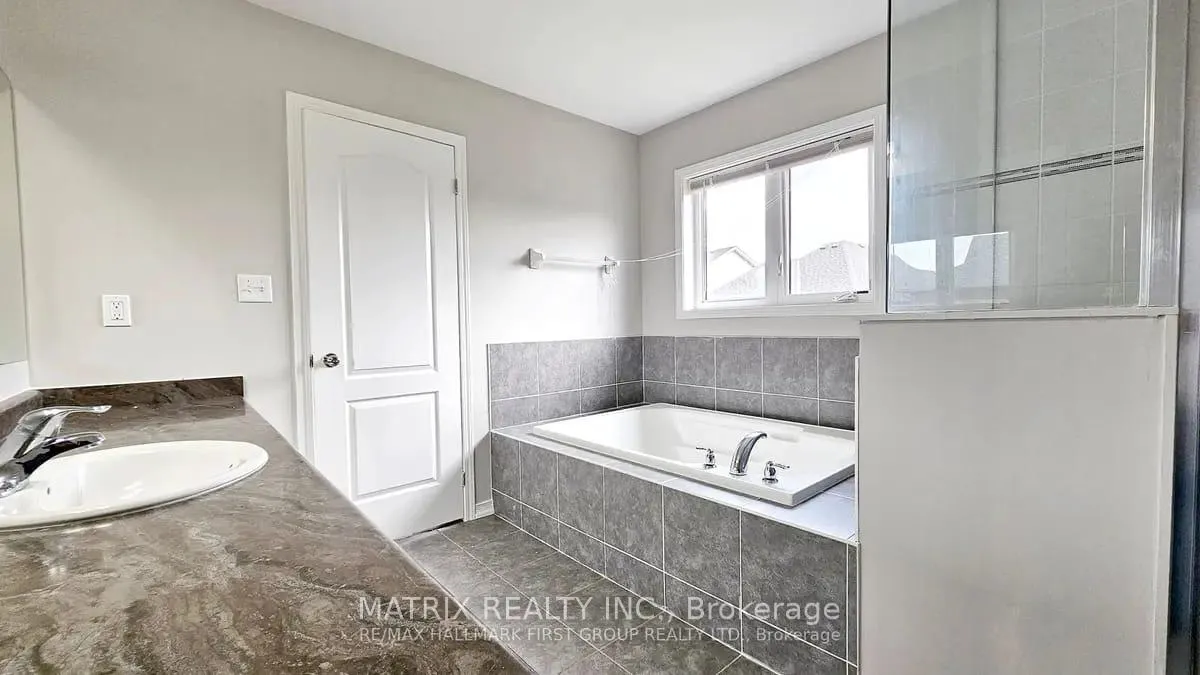 Photo 22 of 2517 Stallion Drive, Oshawa, Windfields — HOMEH