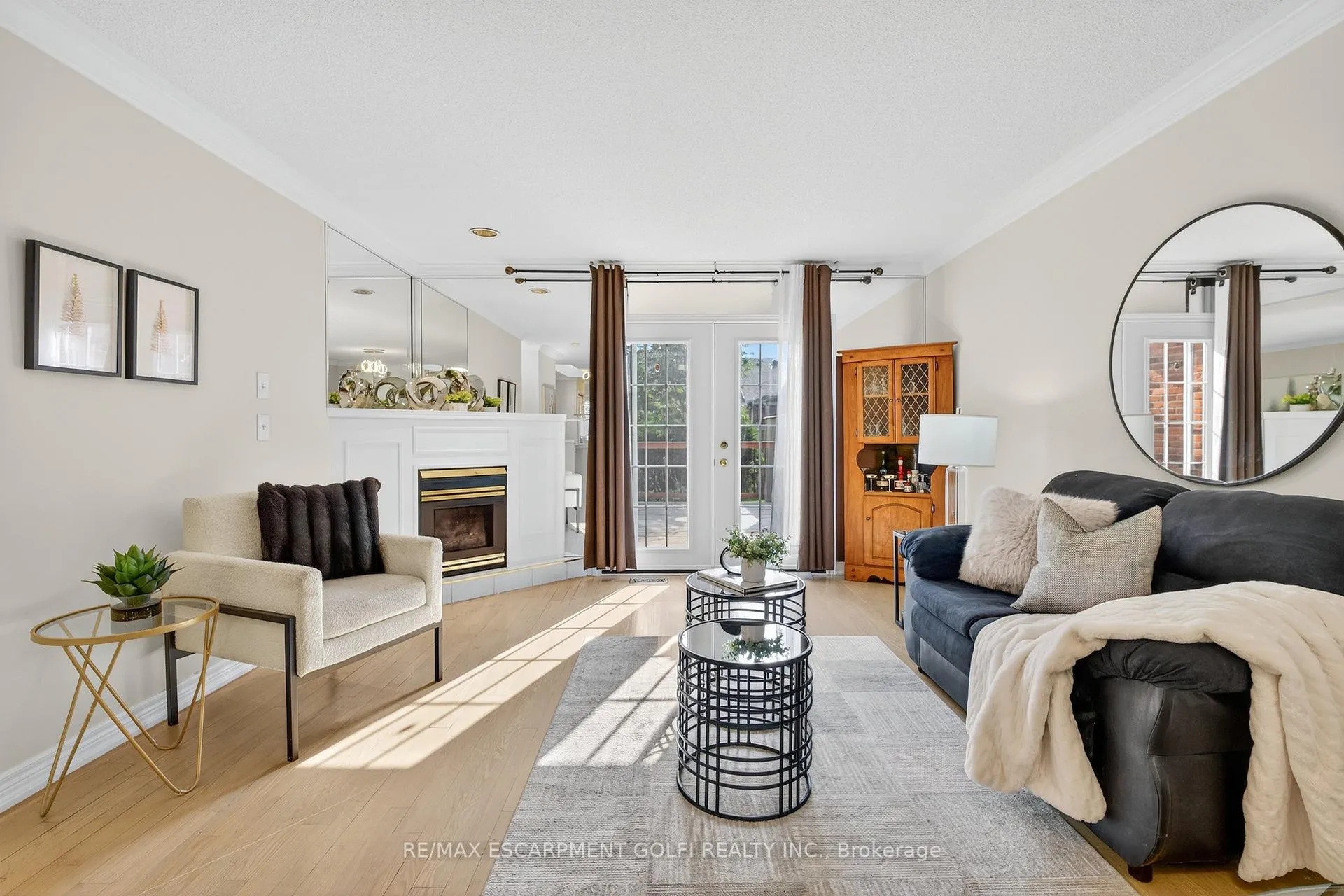 Photo 12 of Unit 2, 810 Golf Links Road, Hamilton, Ancaster — HOMEH
