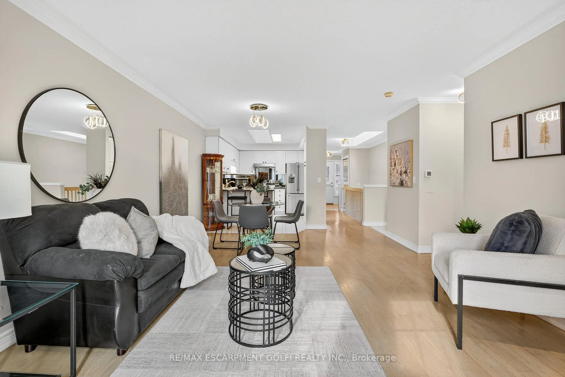 Photo 14 of Unit 2, 810 Golf Links Road, Hamilton, Ancaster — HOMEH