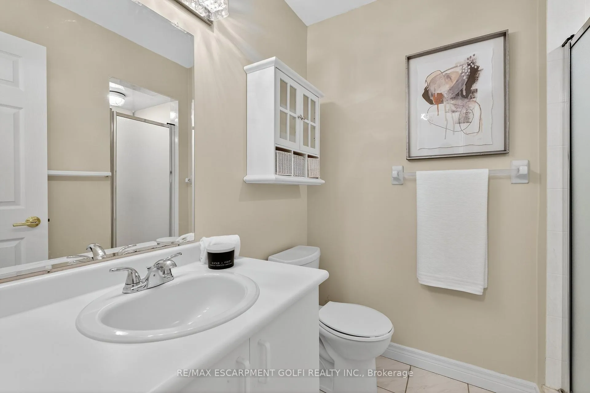 Photo 21 of Unit 2, 810 Golf Links Road, Hamilton, Ancaster — HOMEH