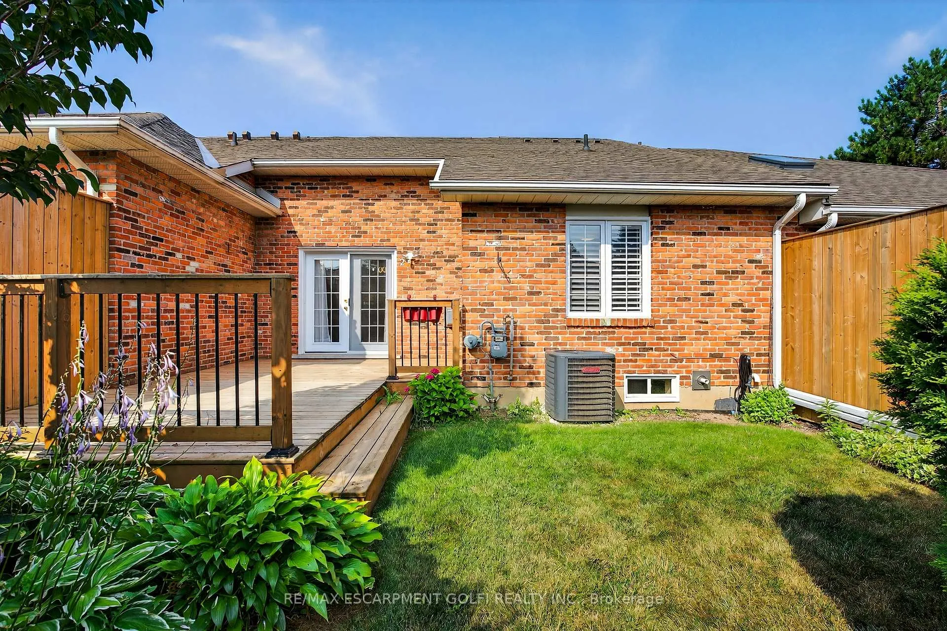 Photo 37 of Unit 2, 810 Golf Links Road, Hamilton, Ancaster — HOMEH