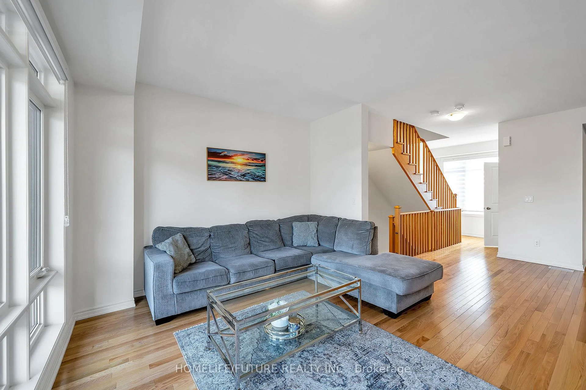 Photo 15 of 7 Coppini Lane, Ajax, South East — HOMEH