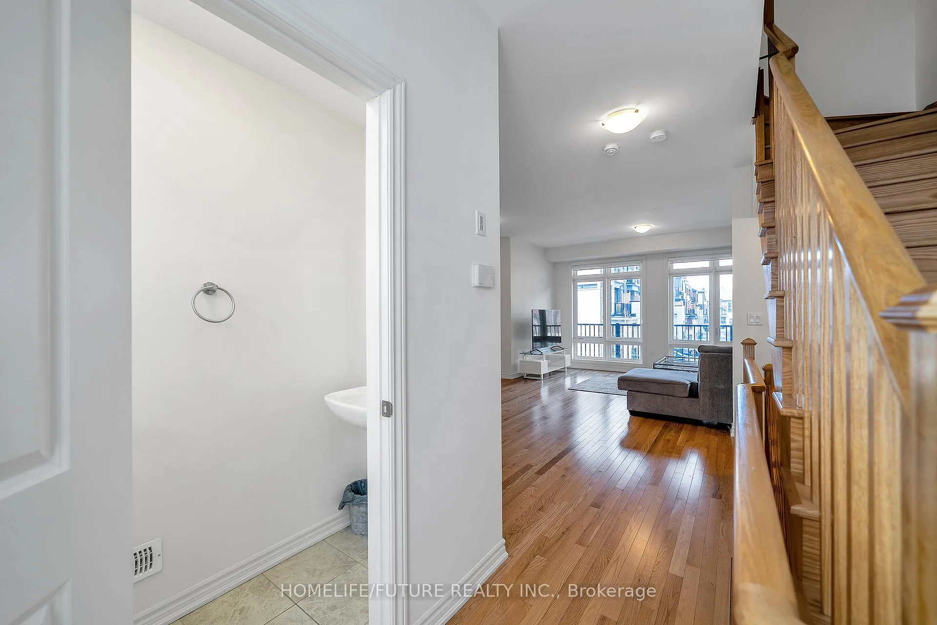 Photo 20 of 7 Coppini Lane, Ajax, South East — HOMEH