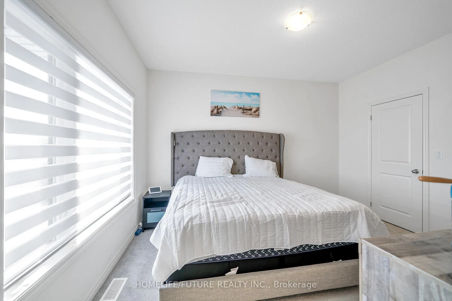 Photo 22 of 7 Coppini Lane, Ajax, South East — HOMEH