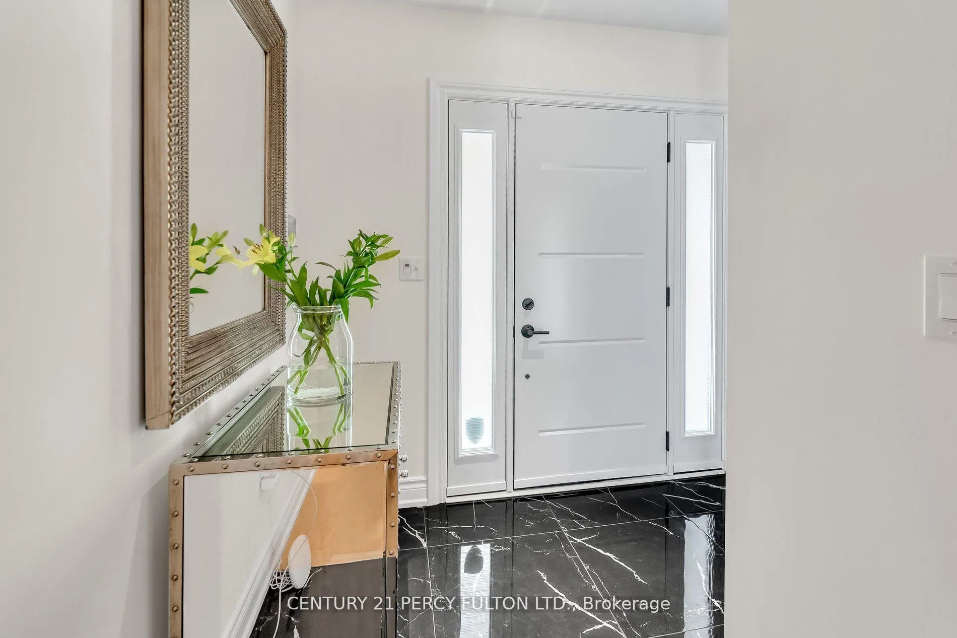Photo 4 of Unit 117, 1250 St. Martins Drive, Pickering, Bay Ridges — HOMEH