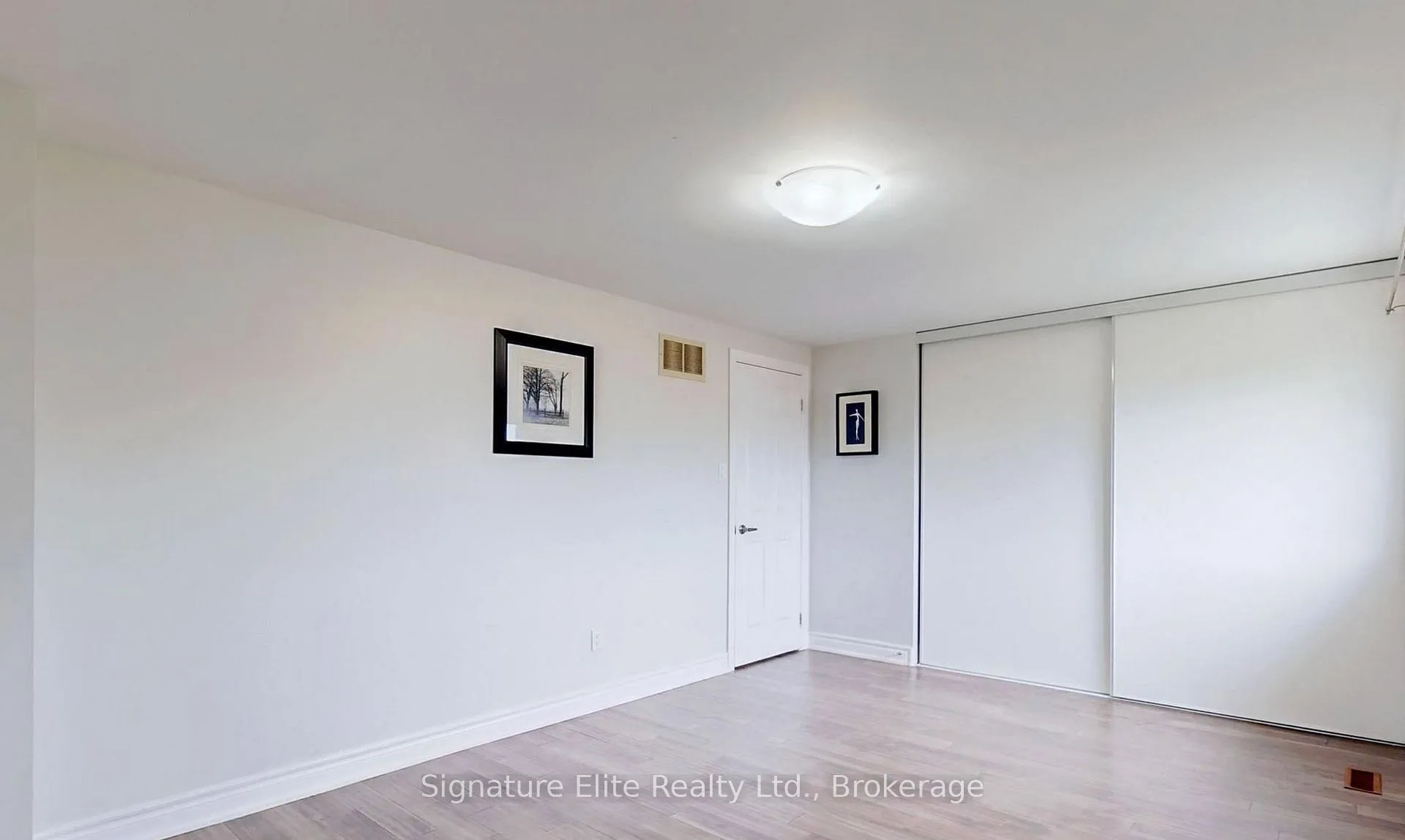 Photo 7 of 11 Noake Crescent, Ajax, Central — HOMEH