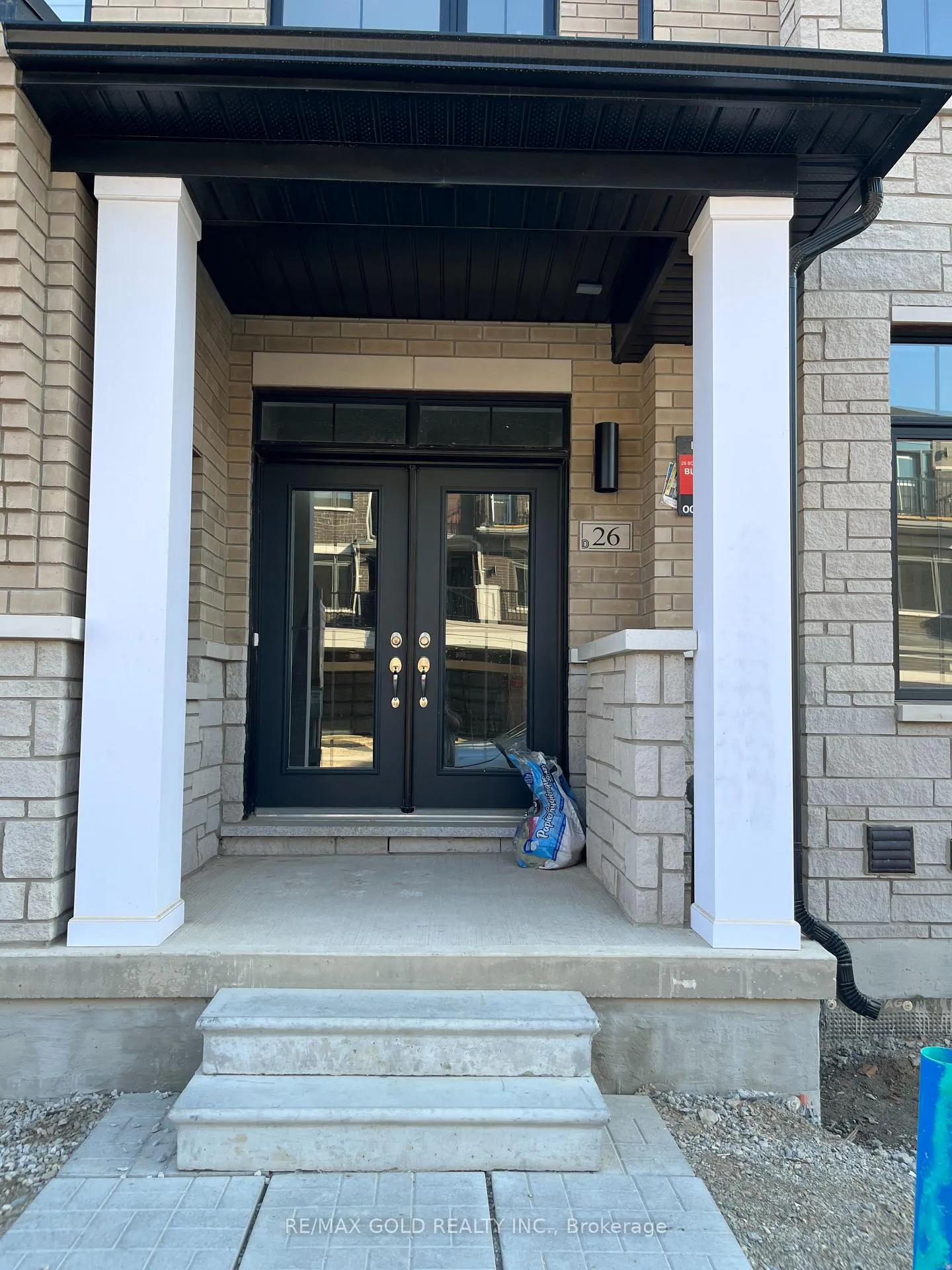 Photo 1 of 26 Bonnington Drive, Brampton, Northwest Brampton — HOMEH