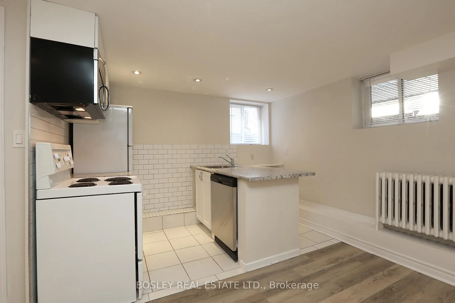 Photo 5 of Unit Lower Level, 18 Preston Place, Toronto, Lawrence Park North — HOMEH