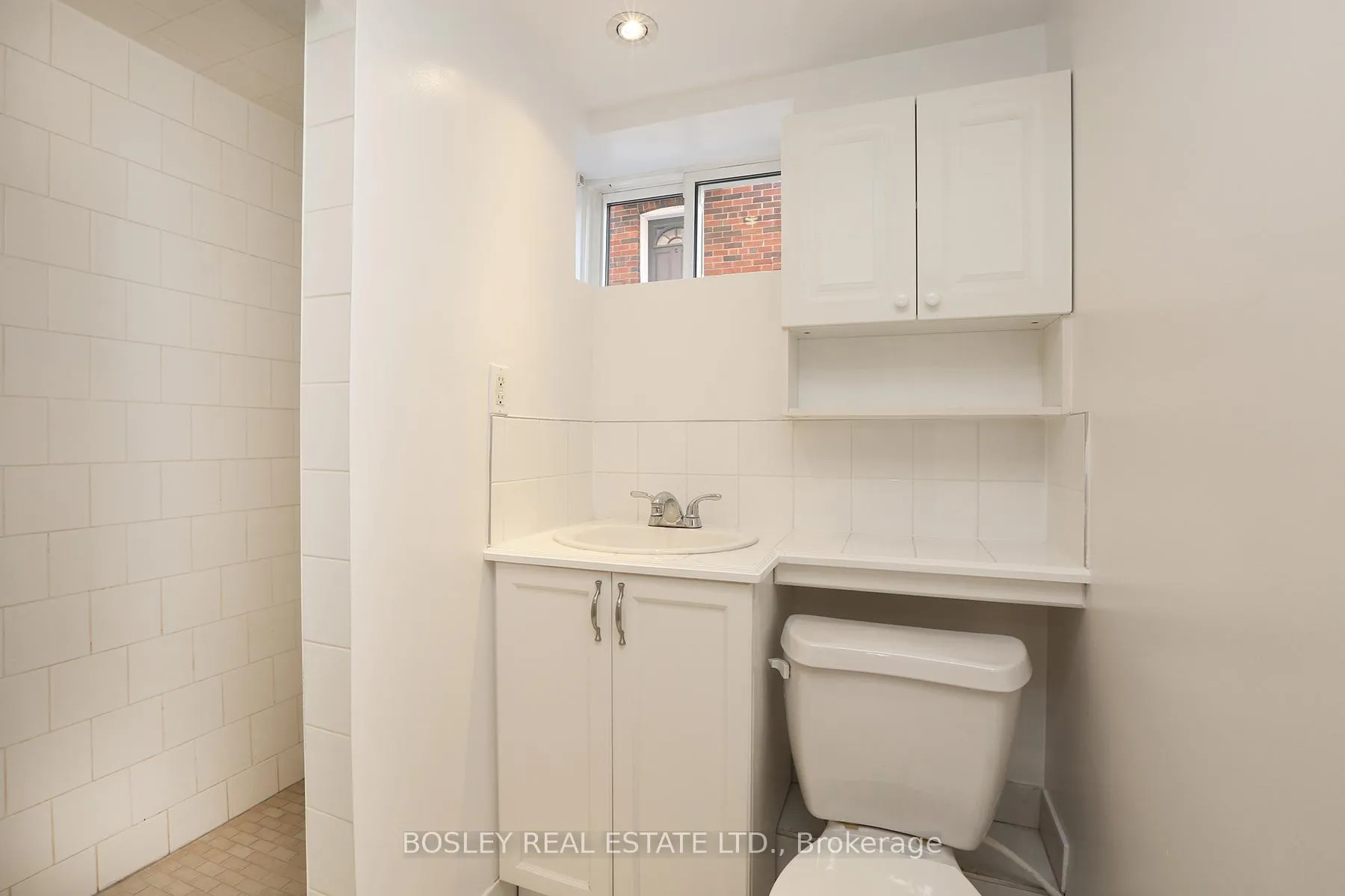 Photo 12 of Unit Lower Level, 18 Preston Place, Toronto, Lawrence Park North — HOMEH