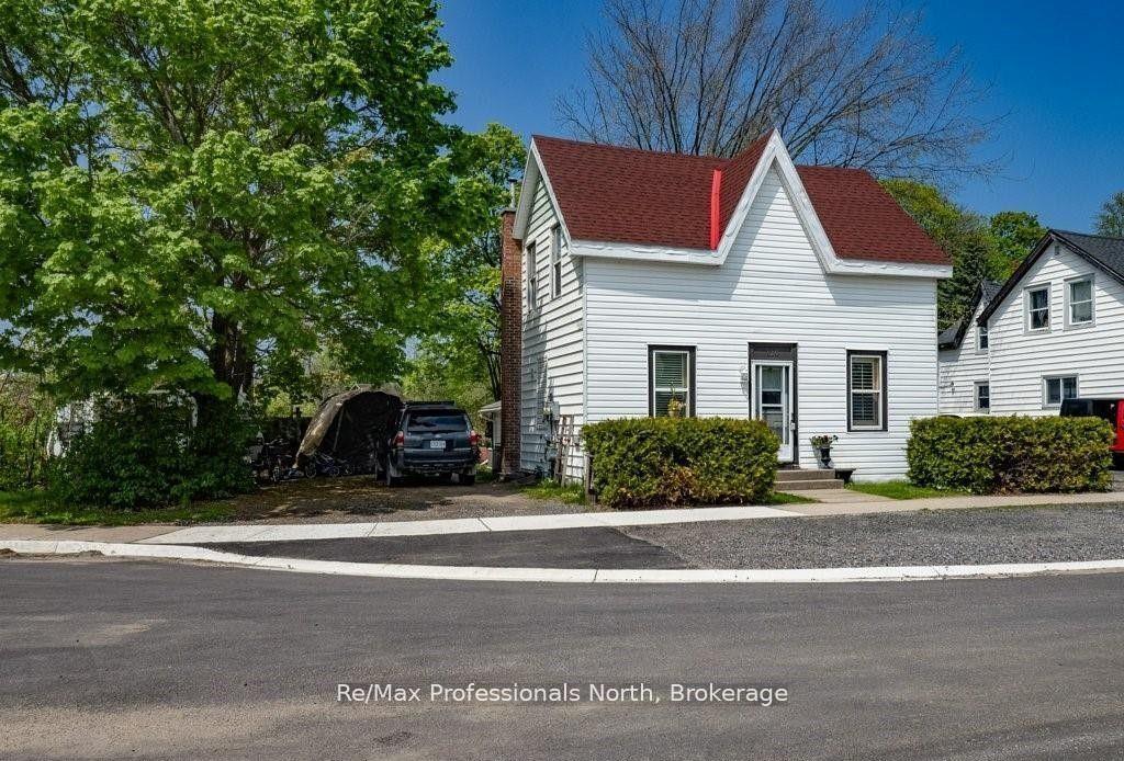 Photo 2 of 120 David Street, Gravenhurst, Muskoka (S) — HOMEH