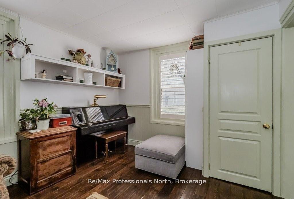Photo 4 of 120 David Street, Gravenhurst, Muskoka (S) — HOMEH