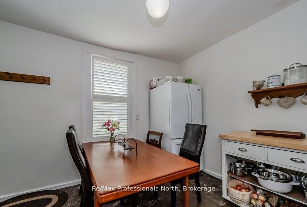 Photo 10 of 120 David Street, Gravenhurst, Muskoka (S) — HOMEH
