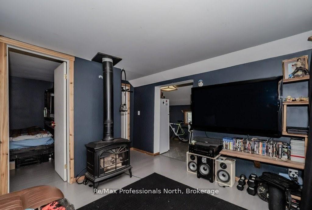 Photo 38 of 120 David Street, Gravenhurst, Muskoka (S) — HOMEH