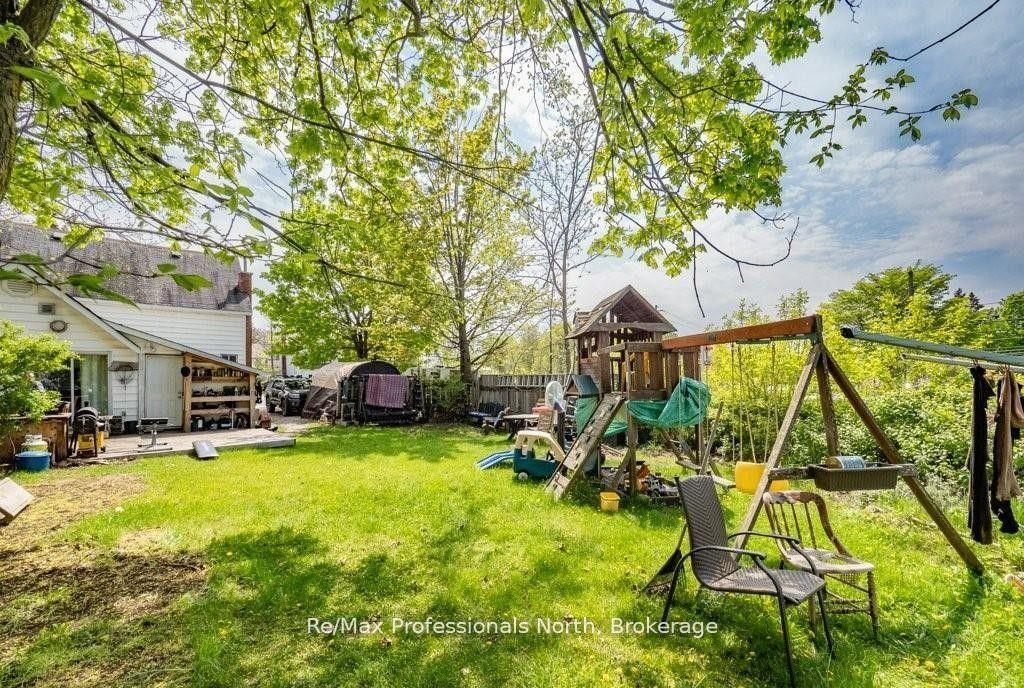 Photo 41 of 120 David Street, Gravenhurst, Muskoka (S) — HOMEH