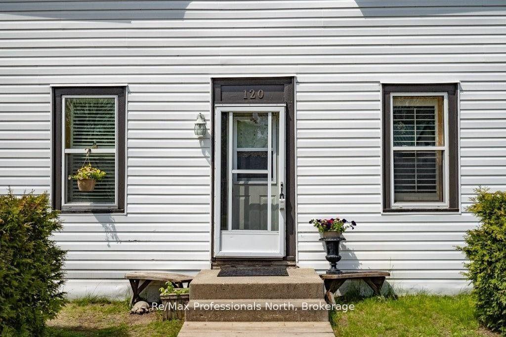 Photo 45 of 120 David Street, Gravenhurst, Muskoka (S) — HOMEH
