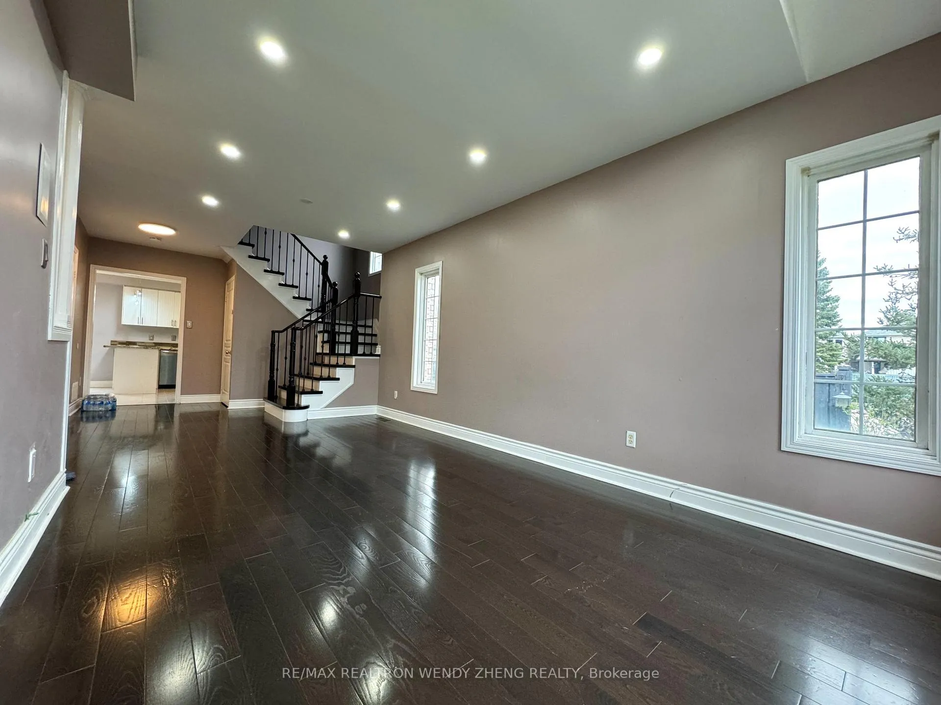 Photo 5 of Unit Upper, 1 Barleyfield Road, Brampton, Sandringham-Wellington — HOMEH