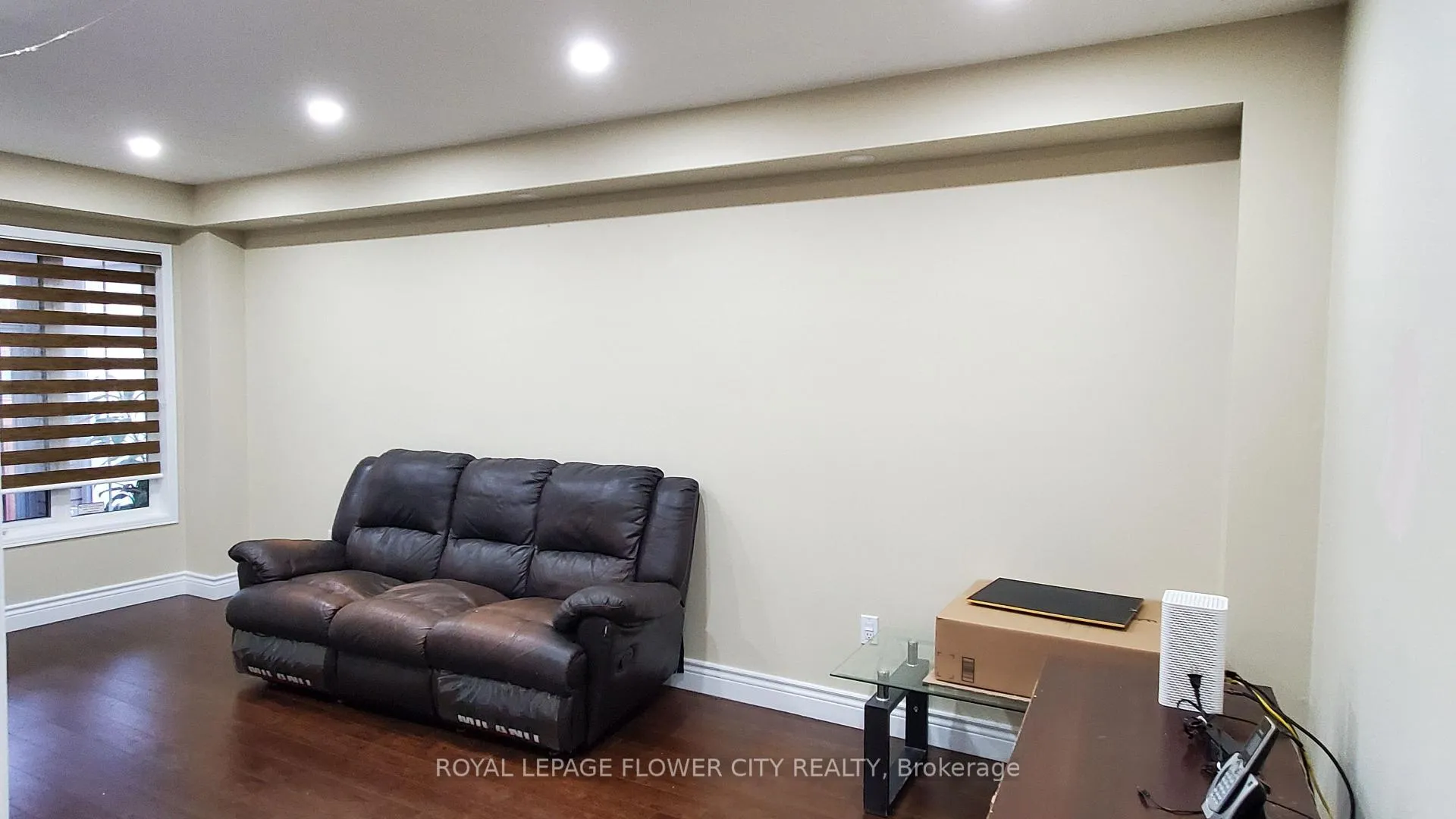 Photo 2 of 158 Willow Park Drive, Brampton, Sandringham-Wellington — HOMEH