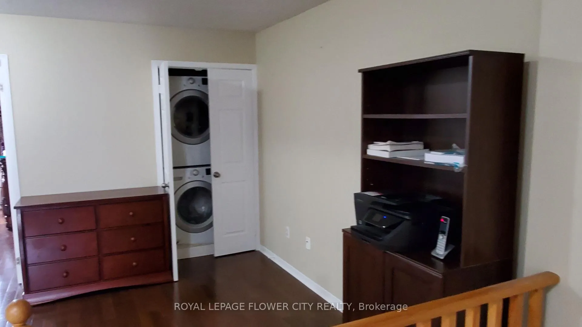 Photo 13 of 158 Willow Park Drive, Brampton, Sandringham-Wellington — HOMEH