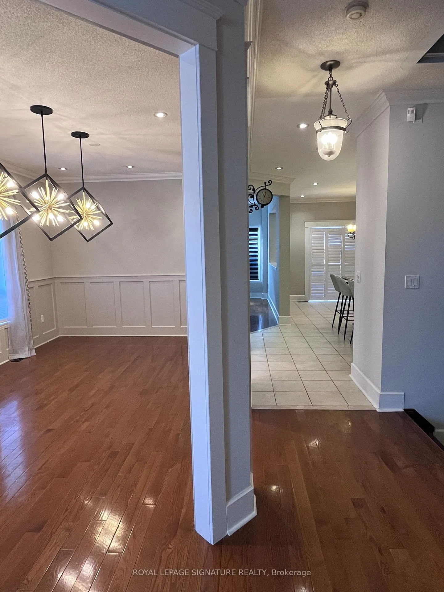 Photo 3 of 20 Deangelis Avenue, Caledon, Bolton West — HOMEH