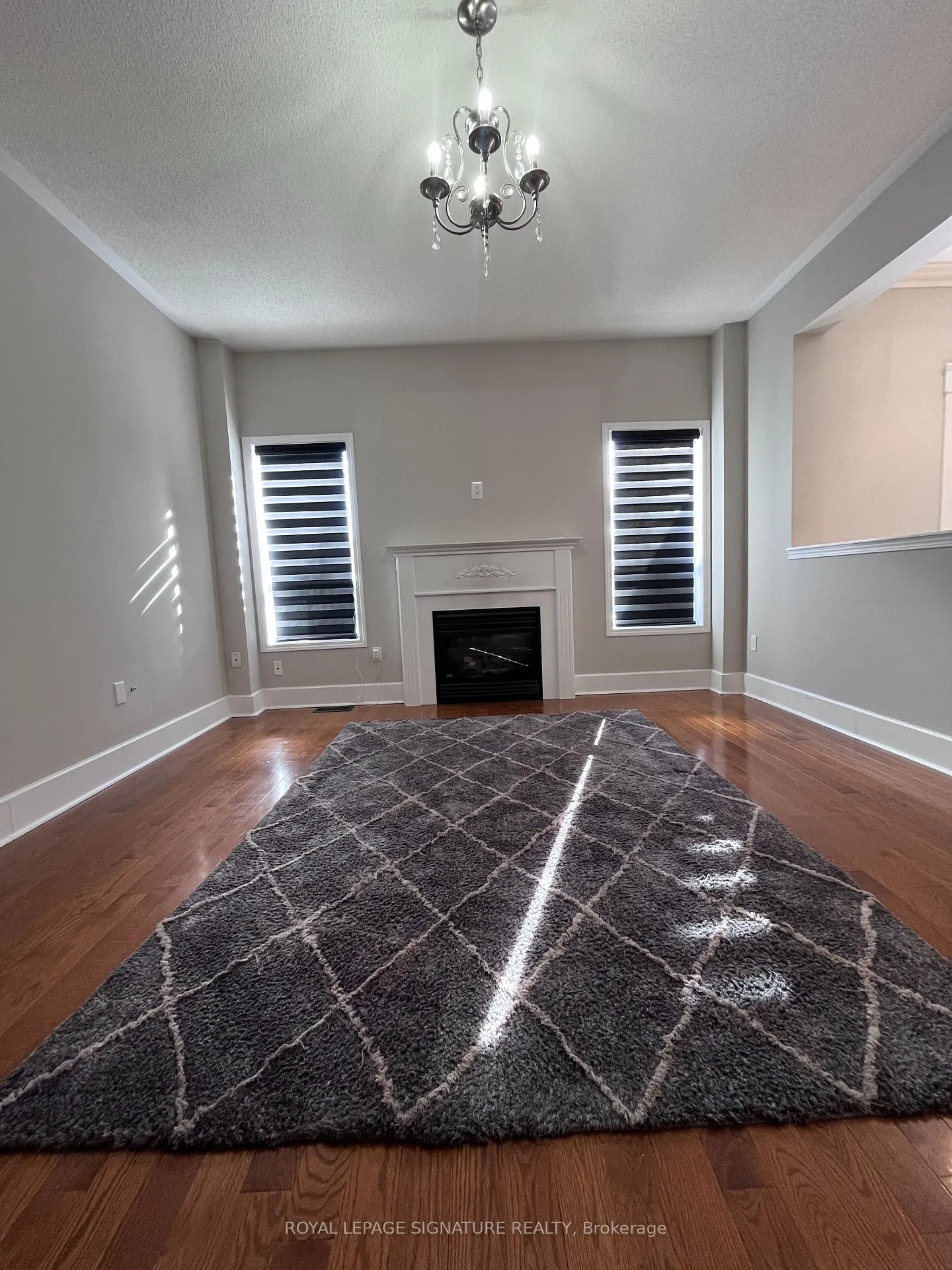 Photo 11 of 20 Deangelis Avenue, Caledon, Bolton West — HOMEH