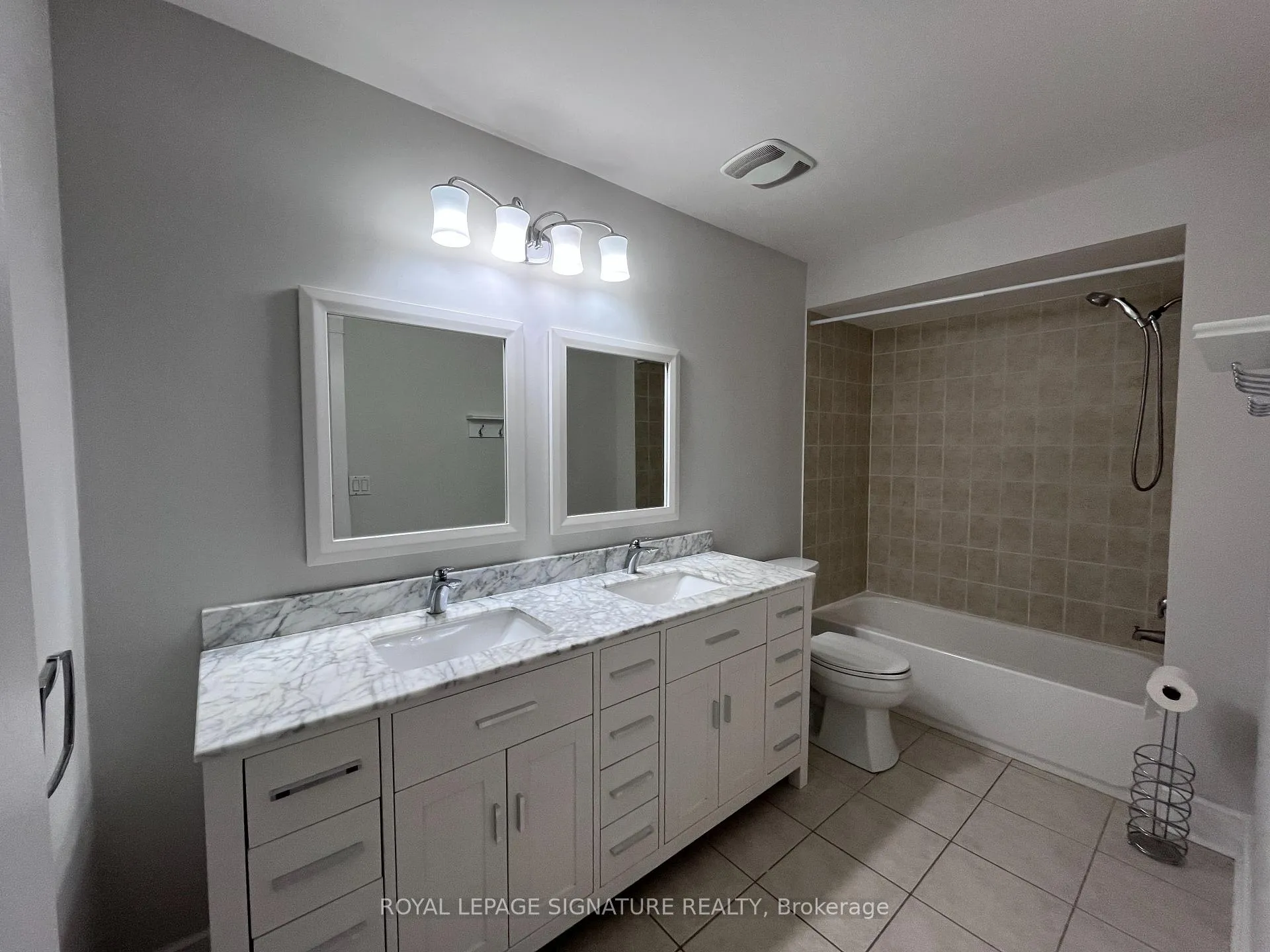 Photo 23 of 20 Deangelis Avenue, Caledon, Bolton West — HOMEH
