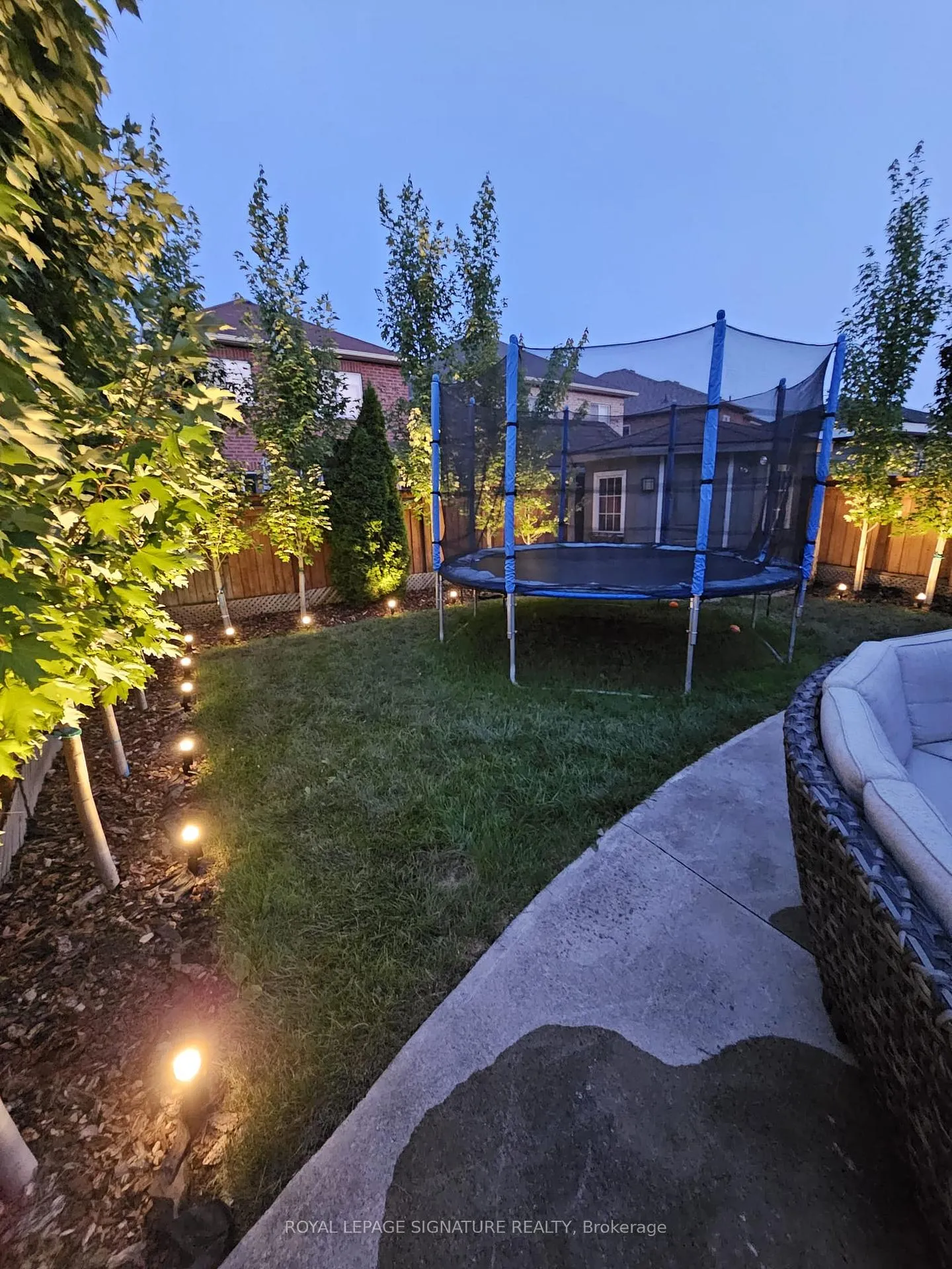 Photo 29 of 20 Deangelis Avenue, Caledon, Bolton West — HOMEH