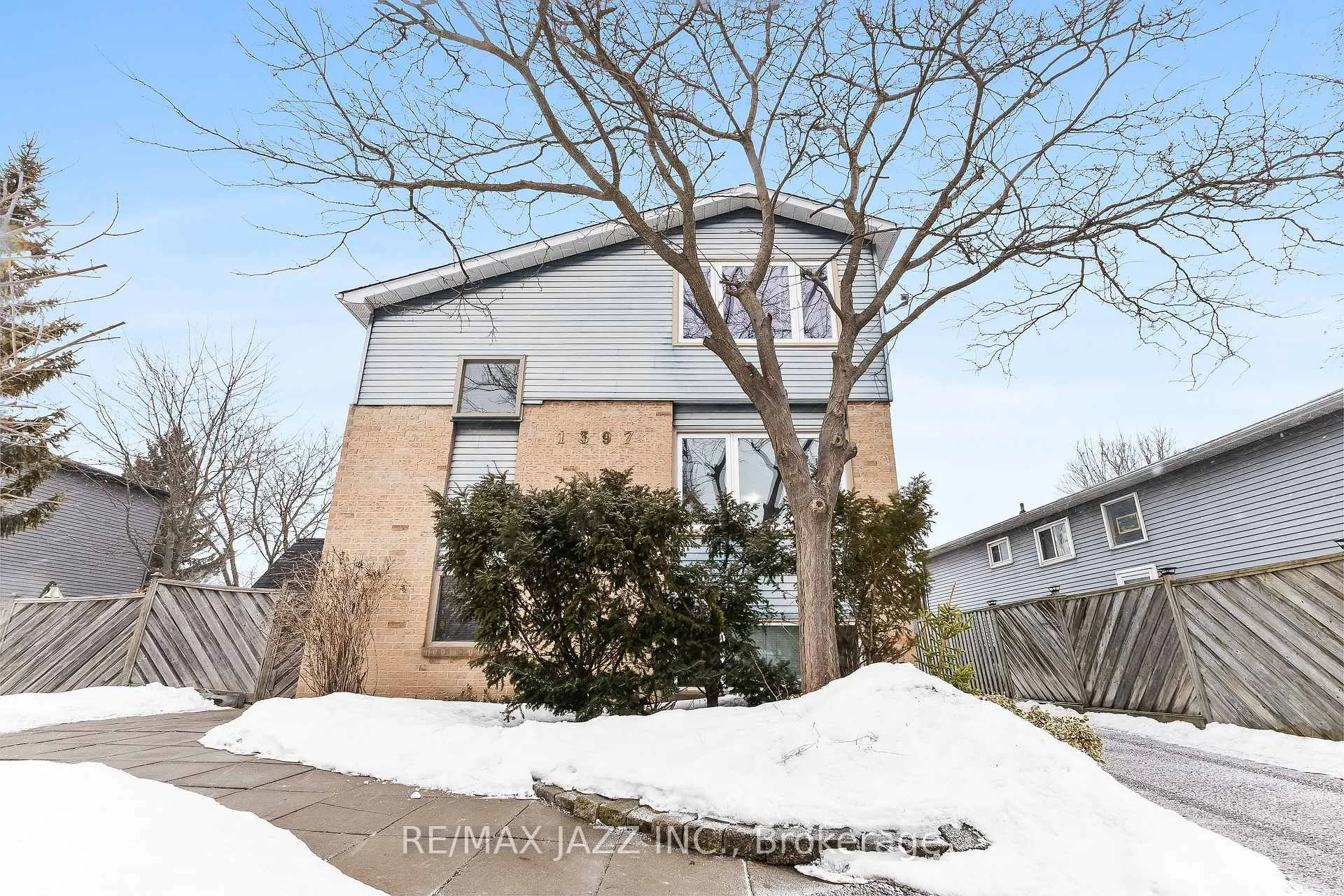 Photo 1 of Unit Unit 2, 1397 Ritson Road S, Oshawa, Lakeview — HOMEH