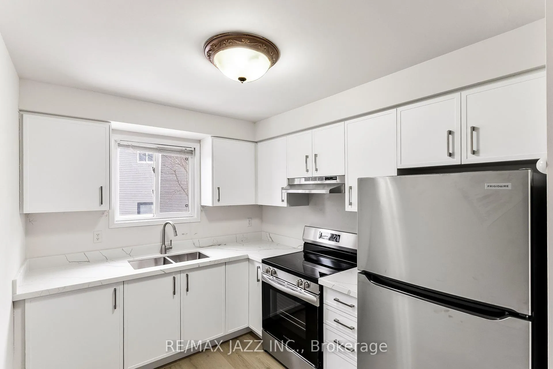 Photo 12 of Unit Unit 2, 1397 Ritson Road S, Oshawa, Lakeview — HOMEH