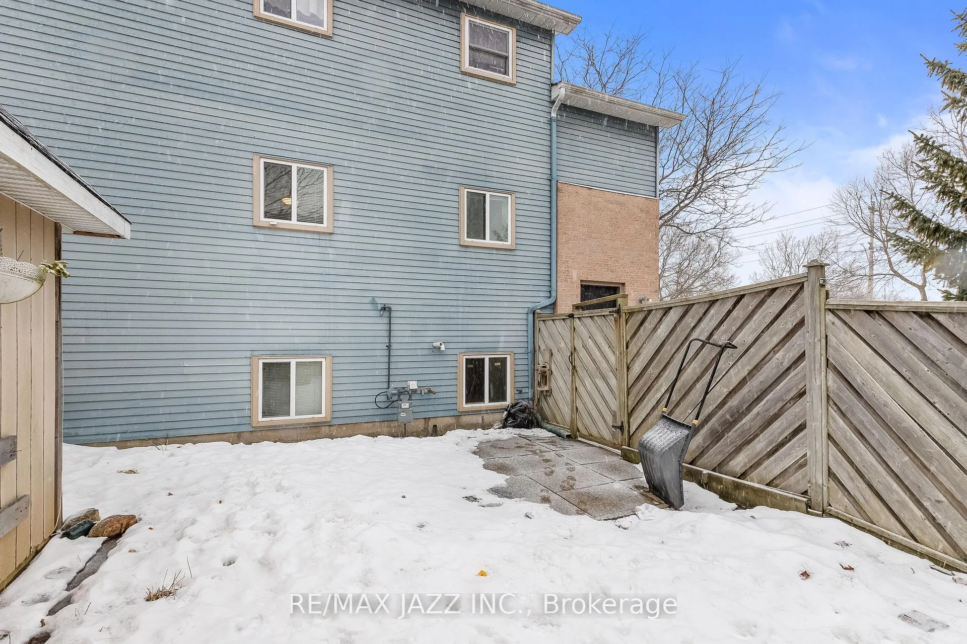 Photo 24 of Unit Unit 2, 1397 Ritson Road S, Oshawa, Lakeview — HOMEH