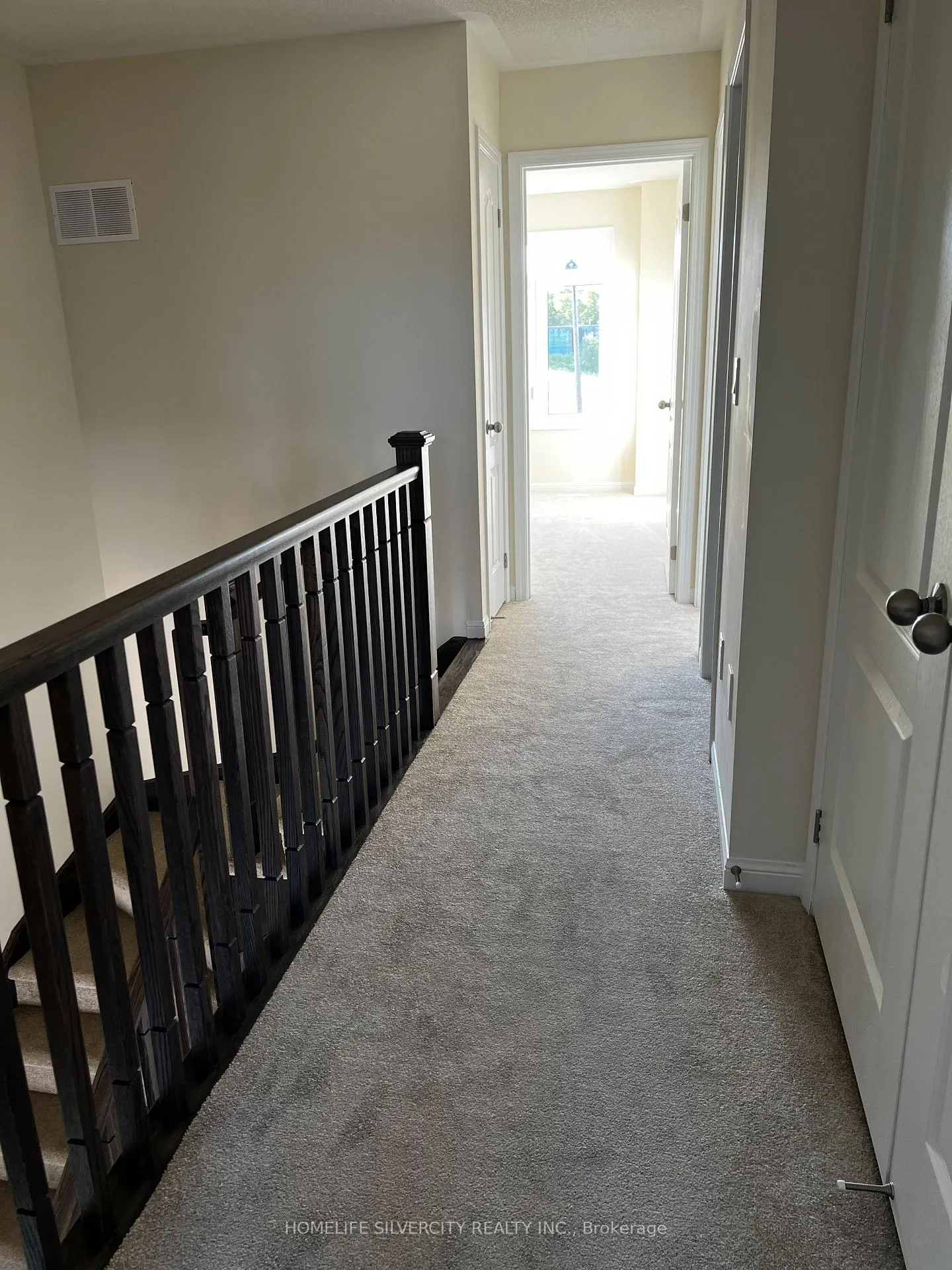 Photo 7 of 305 Windfields Farm Drive E, Oshawa, Windfields — HOMEH